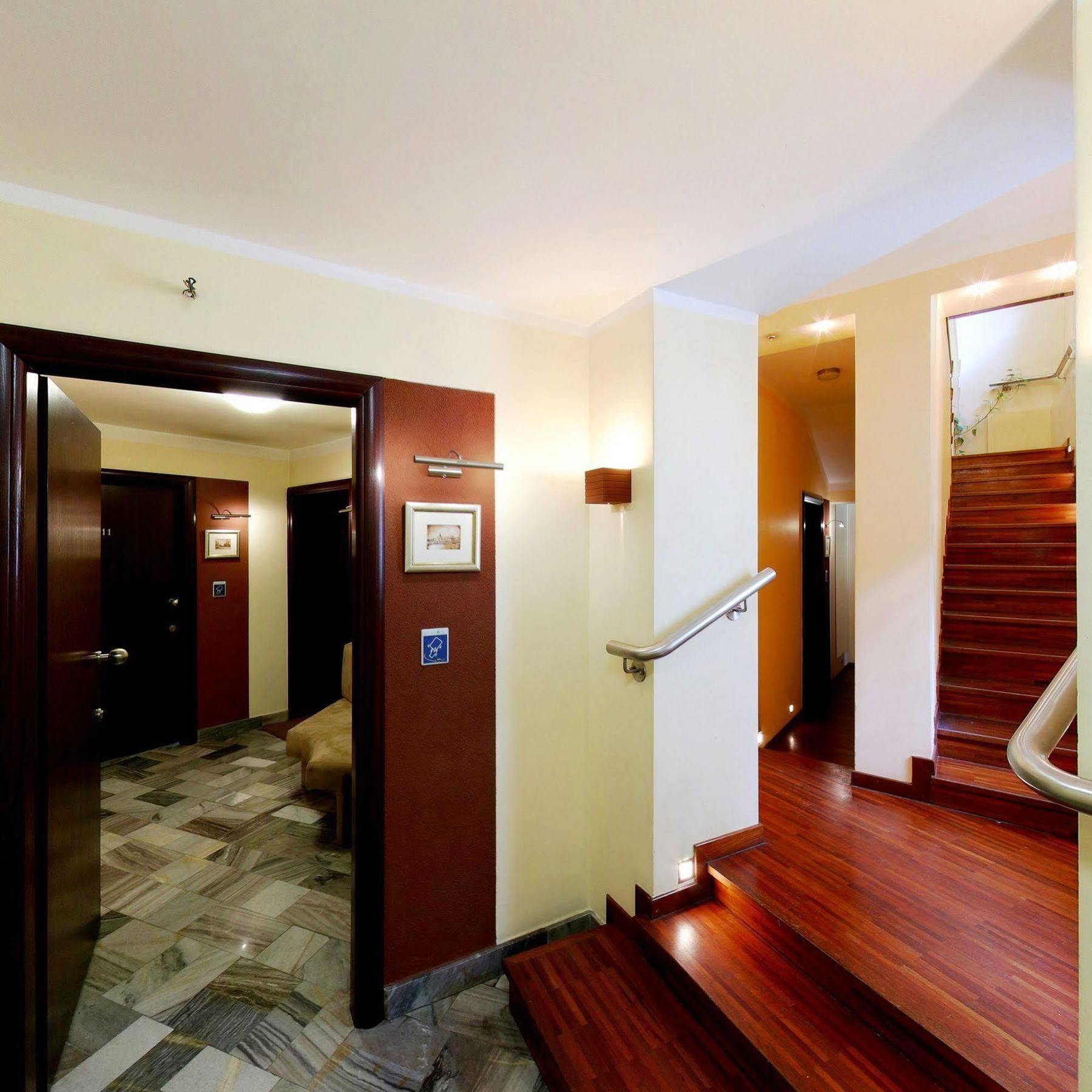 Atlantic Hotel apartamentowy 3*
